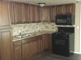 231 1/2 W 17th St, Ada, OK 74820