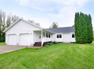 4391 74th Ave N, Grand Forks, ND 58203