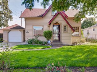 720 N Main St, Newberg, OR 97132