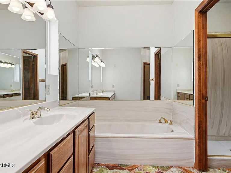 2157 E Alameda Dr — Photo 38