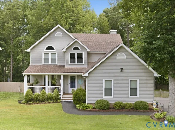 7601 Secretariat Dr, Midlothian, VA 23112