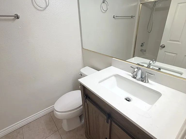 3119 Foothill Blvd #1 — Photo 20