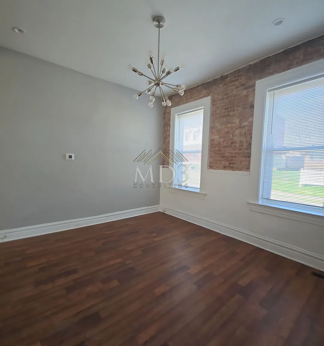 3 bed, 1863 sqft, $2,600 — Photo 4
