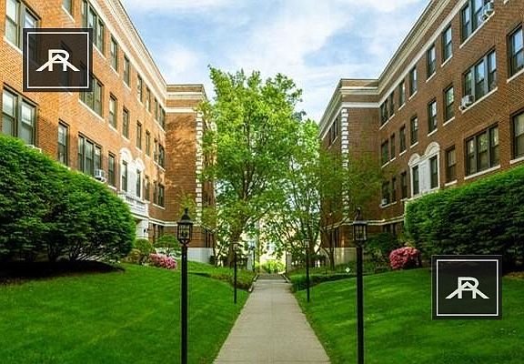 4th image of 141 Englewood Ave APT 31
