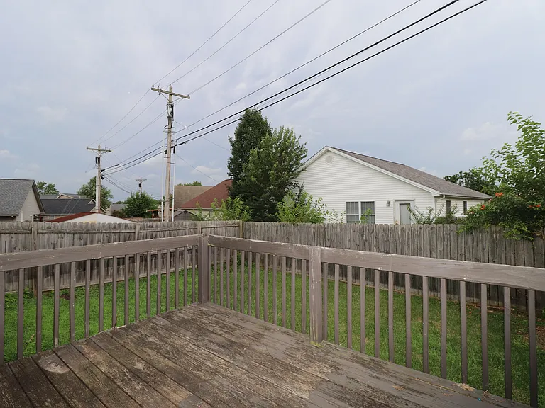 125 Christopher Dr — Photo 13