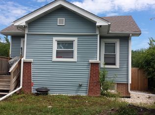 657 Harmony Ln, Glenview, IL 60025