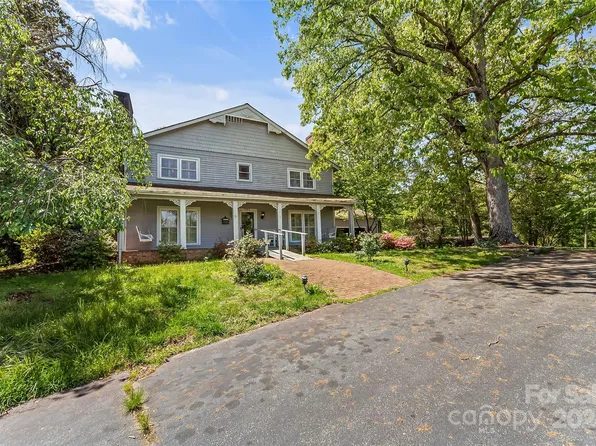 101 N Park Dr, Morganton, NC 28655