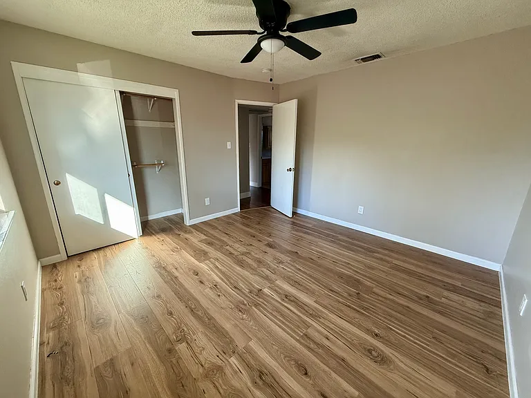2326 Ramon Dr — Photo 5