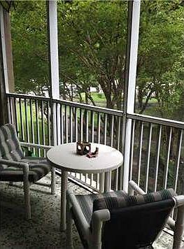 4th image of 1670 NE 191st St APT 307