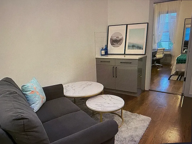 274 Devoe St #2R — Photo 7