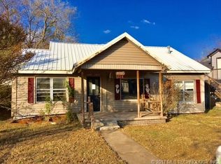 614 W 19th St, Ada, OK 74820