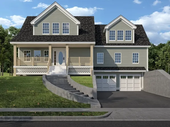 52 Christian St, Lowell, MA 01850