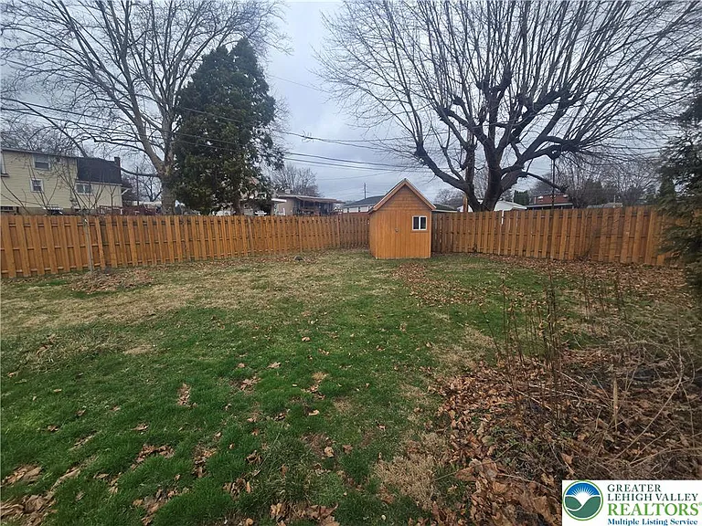 3129 Moravian Ave — Photo 15