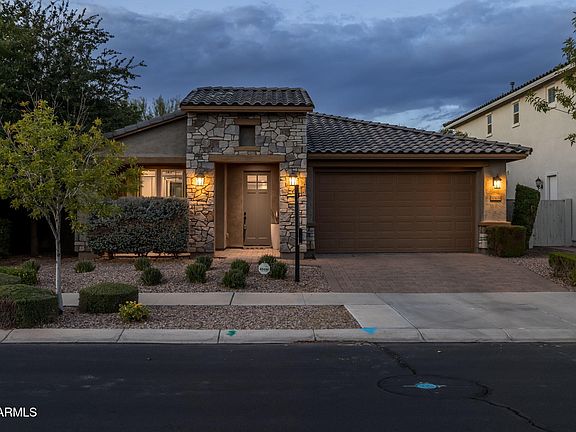 2nd image of 10434 E CORBIN Avenue