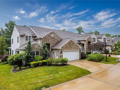 138 Stonecreek Dr, Mayfield Heights, OH, 44124