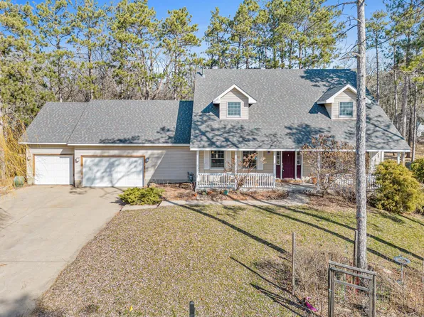 396 Pine Vw N, Hudson, WI 54016