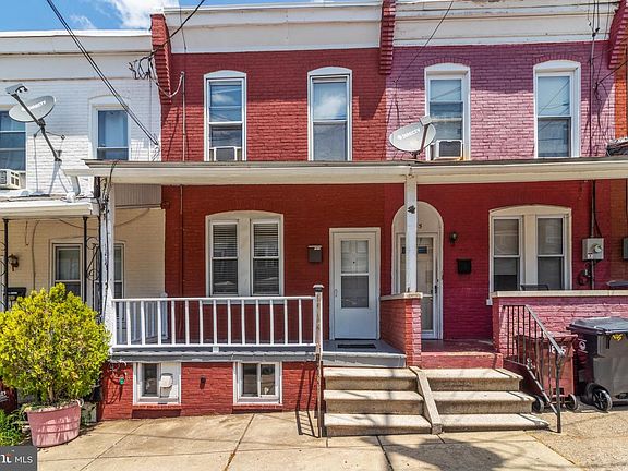 2nd image of 1817 W 7th St