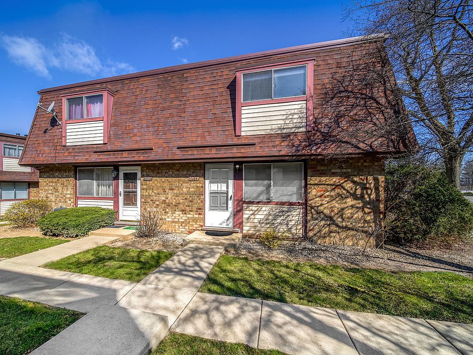 1st image of 2604 Woodview Ct
