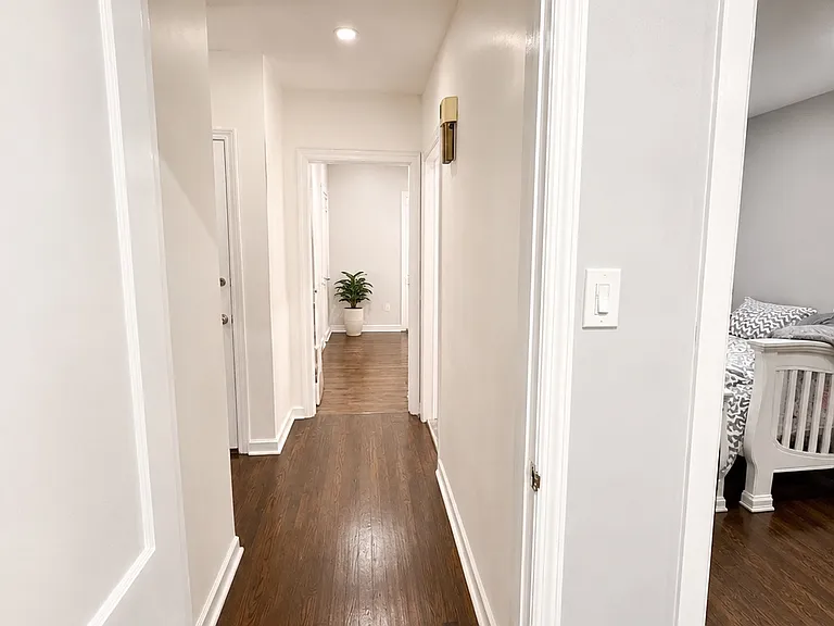 28 Linden Ave #1 — Photo 6