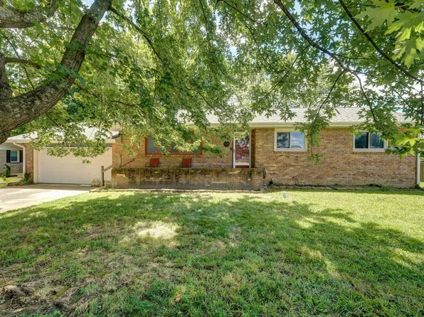528 N Locust Street, Marshfield, MO 65706