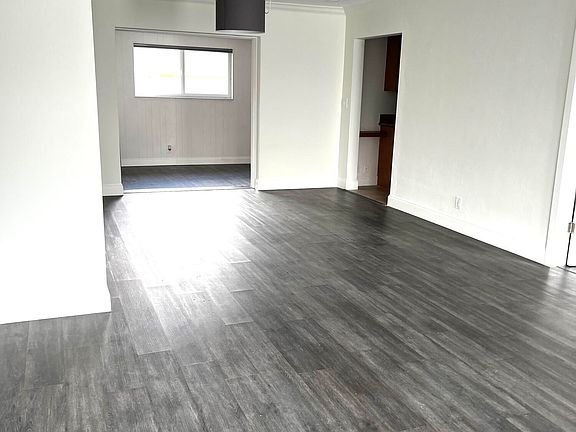 2nd image of 750 NW 44th Ave #750