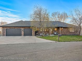 836 Villa View Dr, Craig, CO 81625