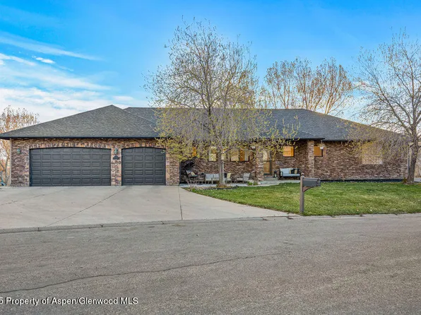 836 Villa View Dr, Craig, CO 81625
