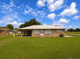 8423 Park St, Livonia, LA 70755