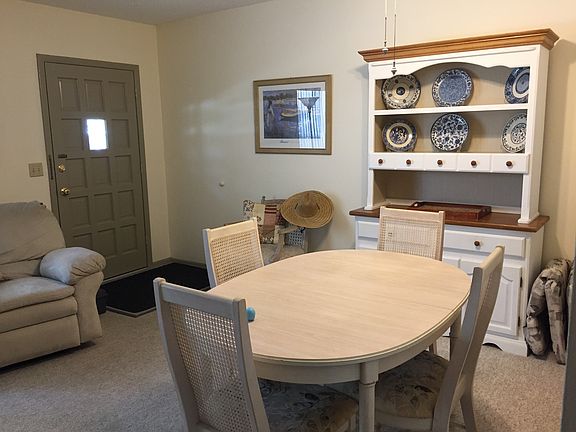 3rd image of 2467 Finlandia Ln APT 11