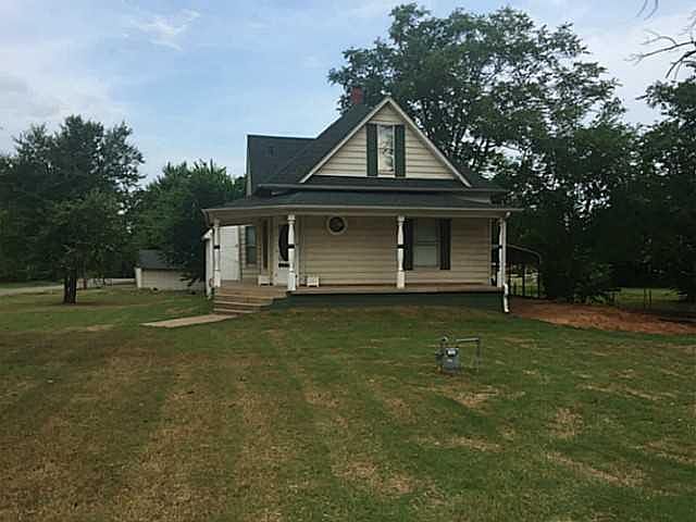 2nd image of 523 S Bennett Blvd