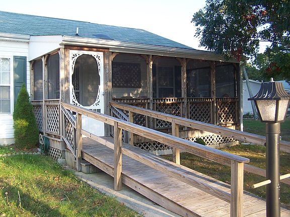 HANDICAPPED ACCESSIBLE RAMP