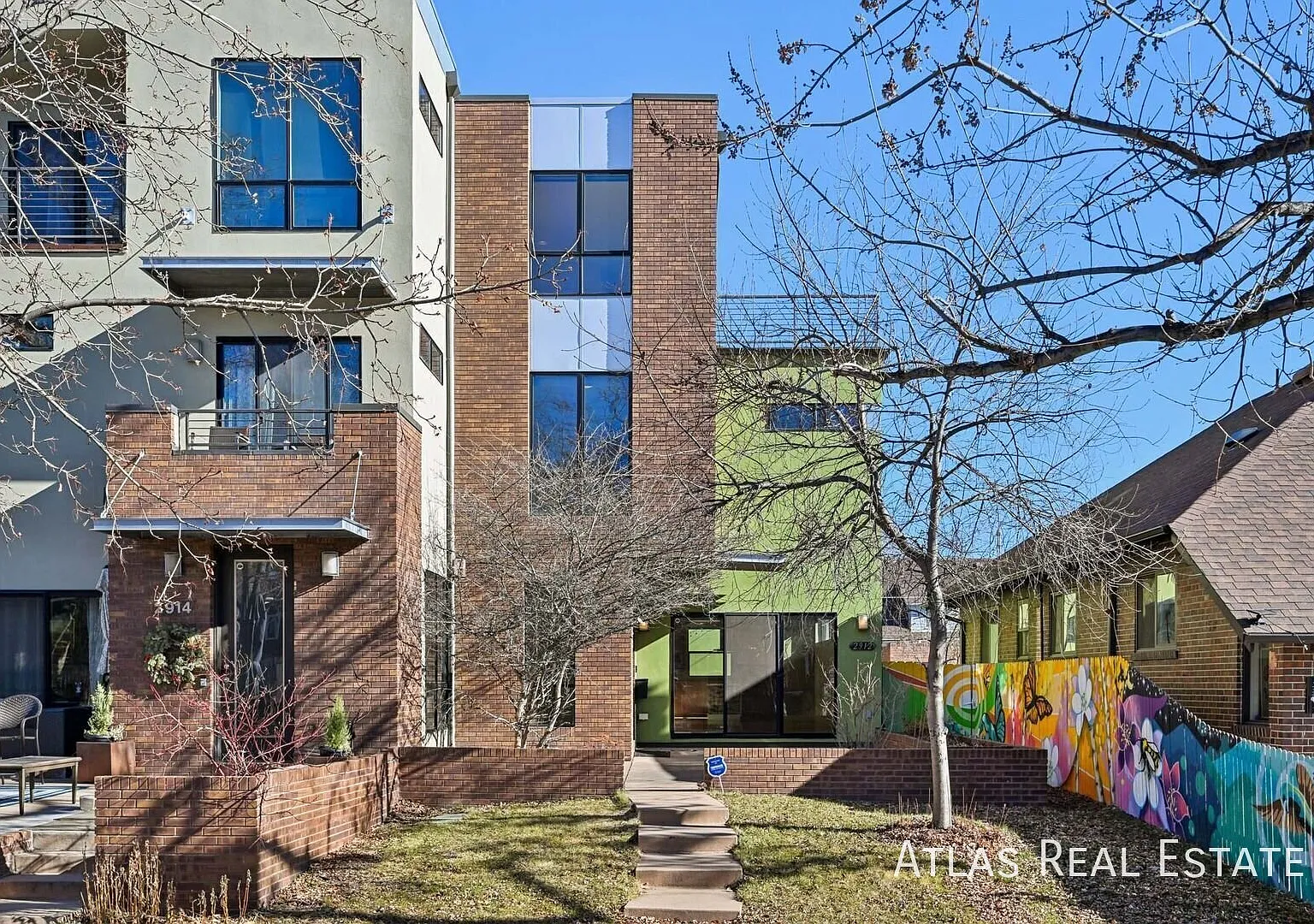 New Price!! Luxury 4br/5ba Highlands Home | Private Rooftop Terrace & Mountain Views — Photo 3