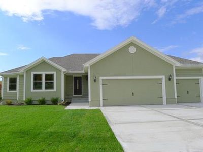 11505 N Bristol Ave, Kansas City, MO, 64156