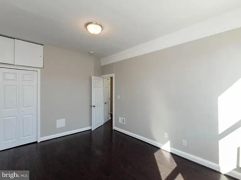 465 Luray Pl NW — Photo 10