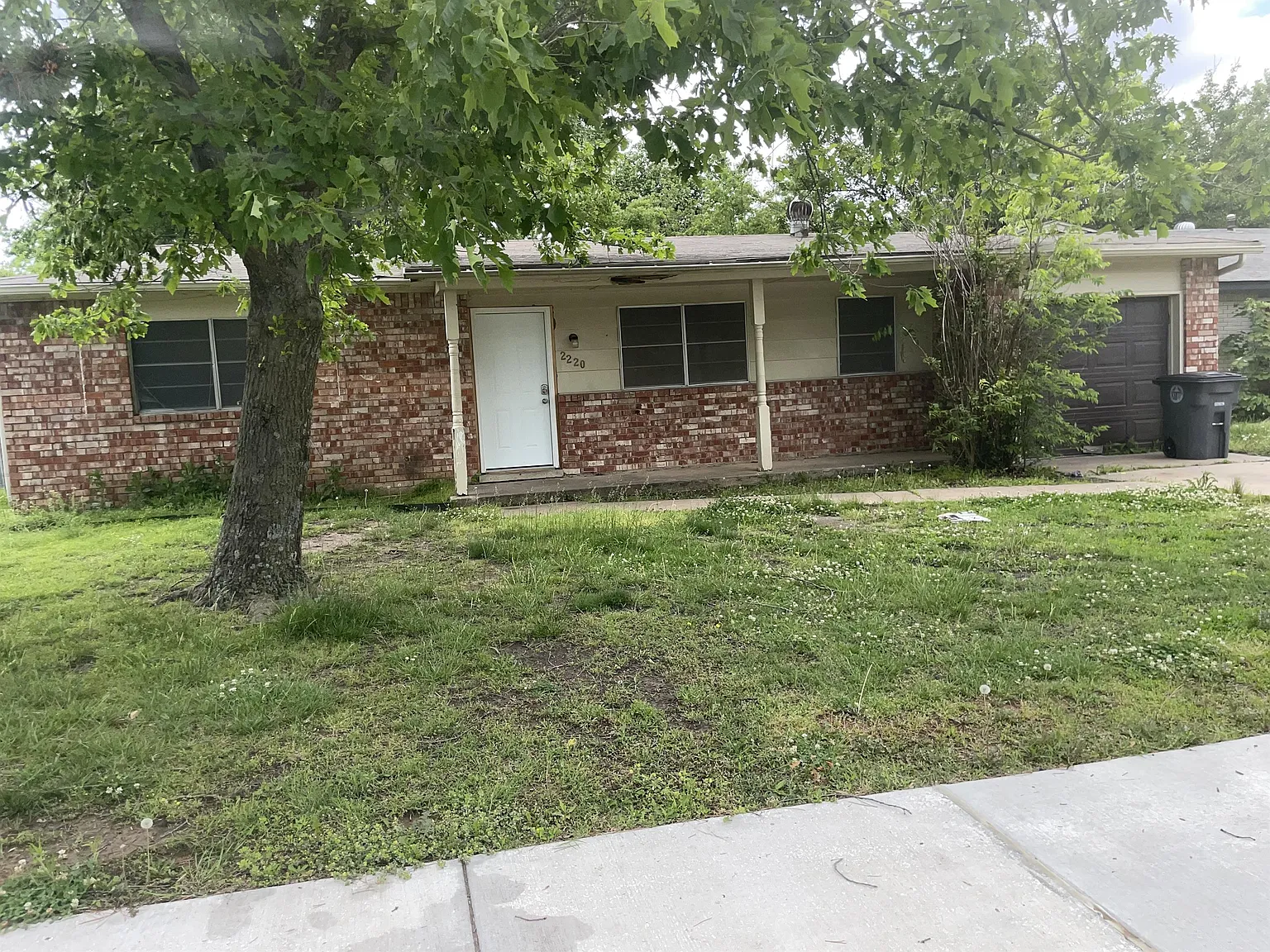 2220 S 132nd East Ave - 1 — Photo 2