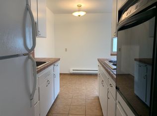 6527 24th Ave NW APT 5, Seattle, WA 98117