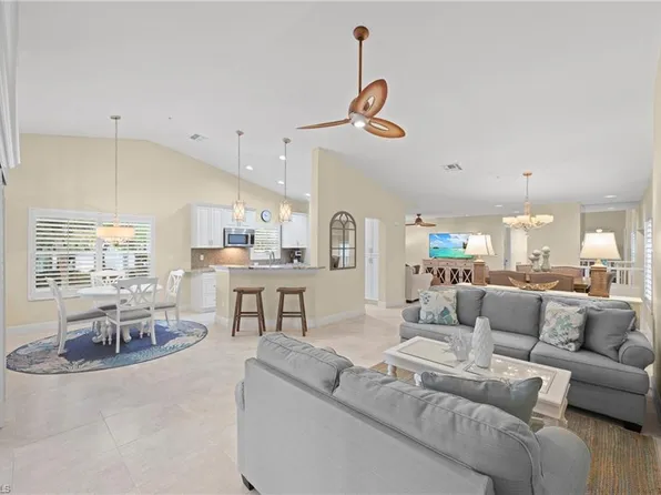 24833 Lakemont Cove LN #204, BONITA SPRINGS, FL 34134