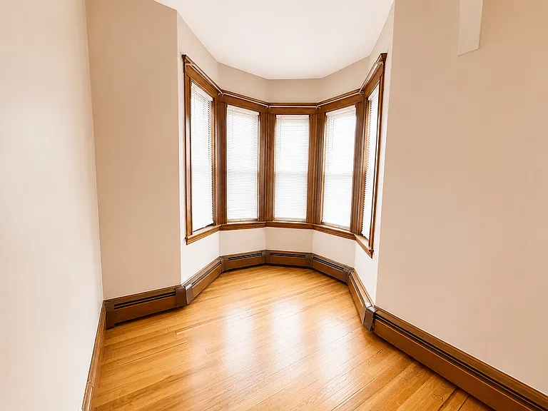 29 1/2 Taylor St #2 — Photo 4