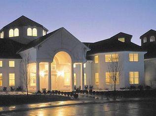 232 Adams Pointe Blvd UNIT 5, Mars, PA 16046