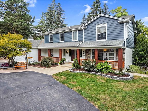 5th image of 5076 Watergate Rd