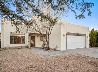4040 Painted Pony Cir, Santa Fe, NM 87507