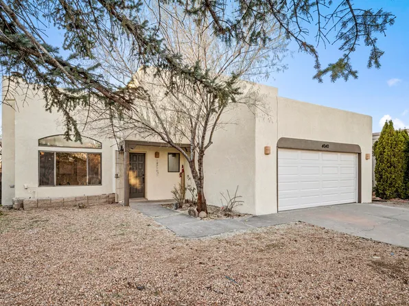4040 Painted Pony Cir, Santa Fe, NM 87507