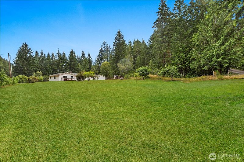 4th image of 8377 Glenwood Road SW