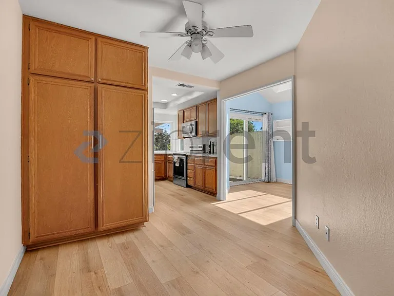12132 Caddy Row — Photo 10