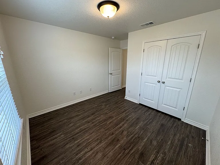 1417 Jasper Garden Ct — Photo 13