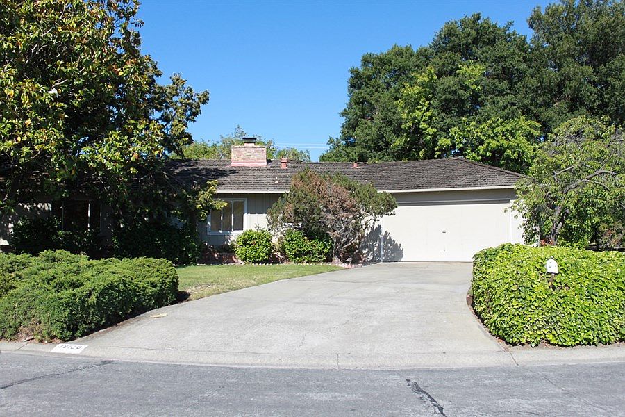 1st image of 19120 Brook Ln
