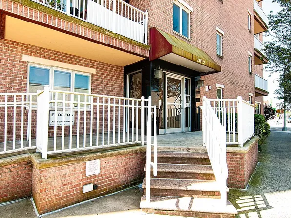 2012 Jerome Ave APT 1A, Brooklyn, NY 11235