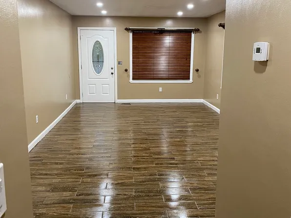 25 Alvin St #25, Providence, RI 02905