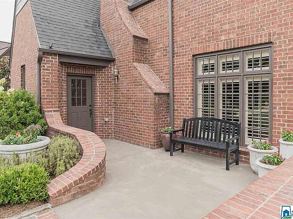 3rd image of 3817 James Hill Cir