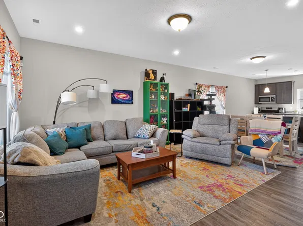 3387 Thomas Jefferson St, Westfield, IN 46074